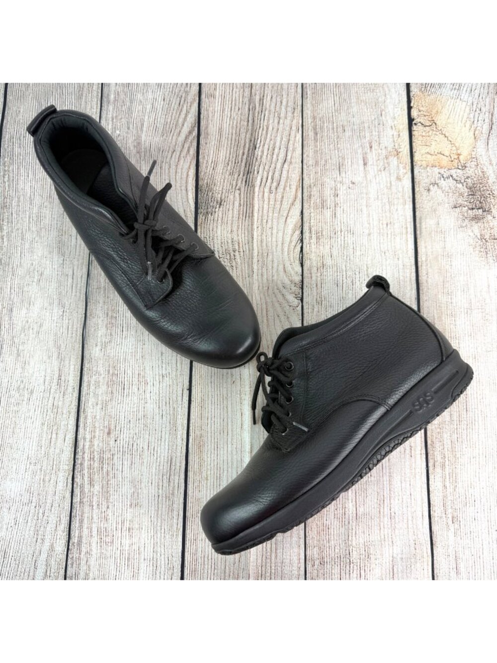 SAS Black Alpine Non-Slip Tripod Comfort Bootie Ankle Chukka Lace Up Boots Sz 9
